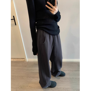 Női fleece-bélésű sportos-nadrág őszi-téli szezonra, széles lábszárú, egyenes szabású