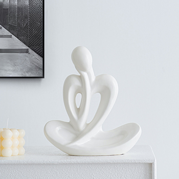 Keramická figúrka Thinker z bieleho porcelánu, severská inšpirácia, moderný minimalistický dizajn do obývačky