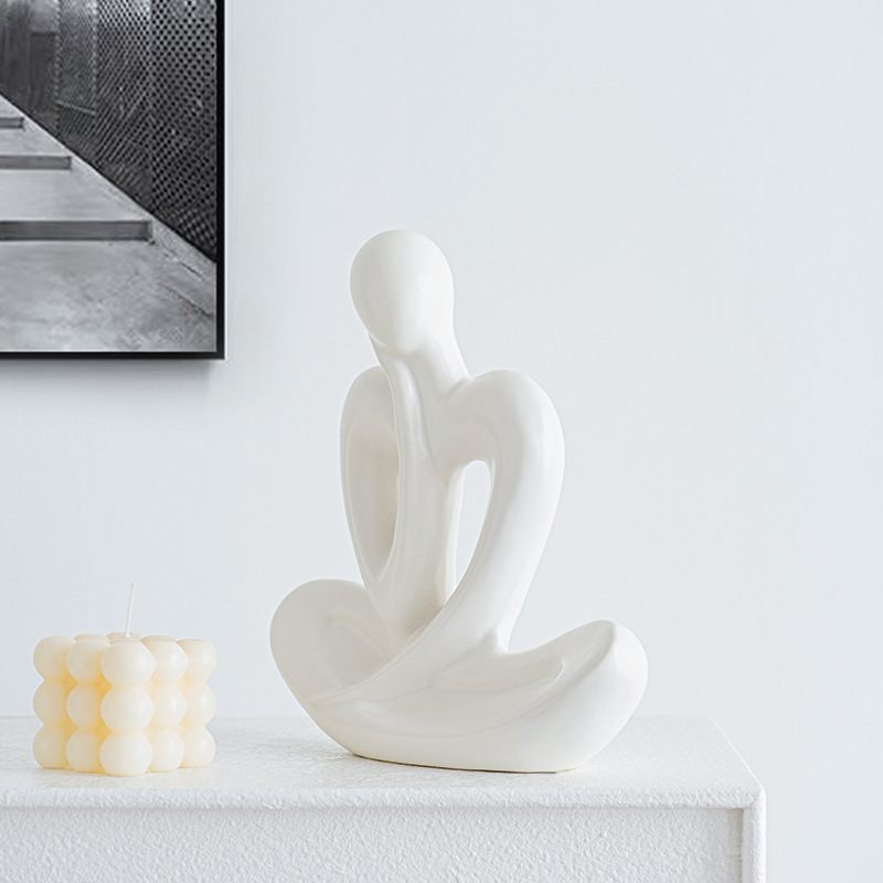 Keramická figúrka Thinker z bieleho porcelánu, severská inšpirácia, moderný minimalistický dizajn do obývačky