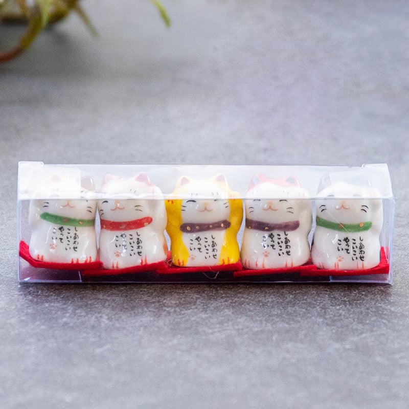 Mini keramické mačiatka v japonskom štýle – sada domácej dekorácie