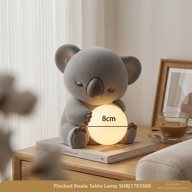 Kreslený koala nočná lampa – ozdoba do obývačky, na televízny stolík, do spálne a do vínového kabinetu – jemná prémiová dekorácia