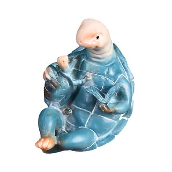 Socha zo živice: matka želva a mláďa spolu čítajú, zen štýl dekorácie do domácnosti
