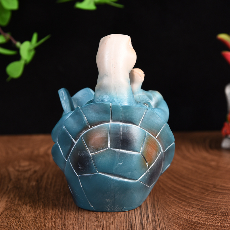 Socha zo živice: matka želva a mláďa spolu čítajú, zen štýl dekorácie do domácnosti