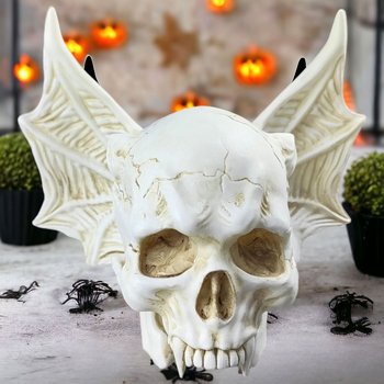 Halloween dekorácia: lebka netopiera zo živice