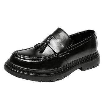 Férfi bőrből készült bojtos slip-on loaferek, üzleti–casual stílusú cipők, PU felső rész, gumírozott talp