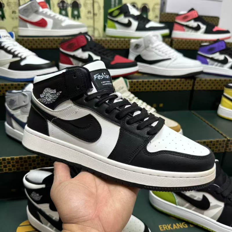 Unisex platform cipő, középmagas szárú, kerek orr, EVA talpbetét, gumitalp, mindennapi sportcipő