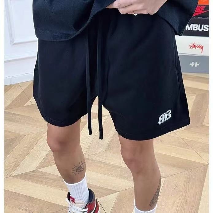 Svijetlosive muške sportske šorceve za ljeto, za mlade, fitness i košarku, casual, duljina 3/4