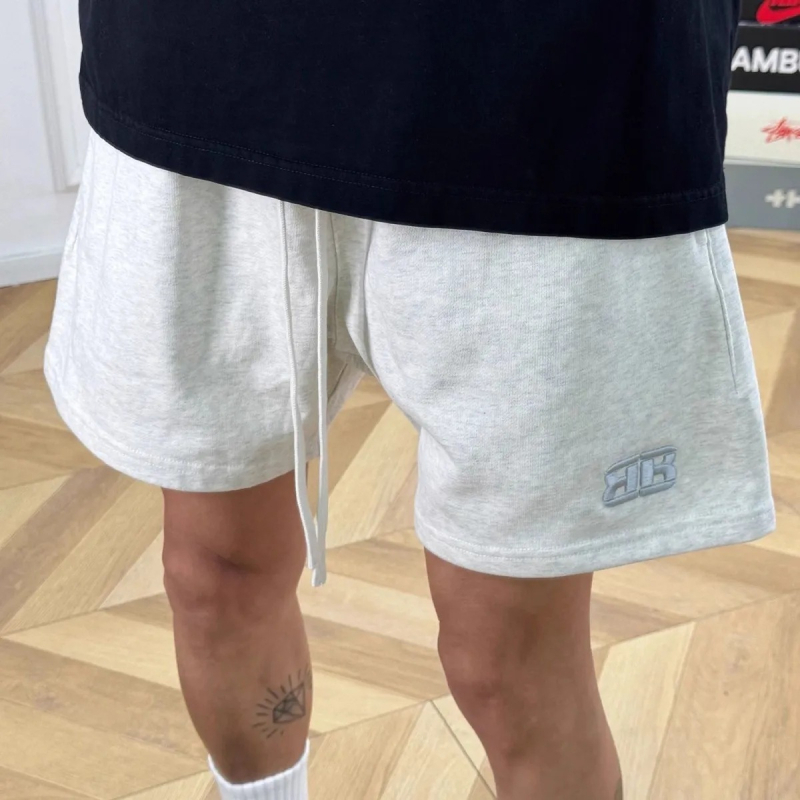 Svijetlosive muške sportske šorceve za ljeto, za mlade, fitness i košarku, casual, duljina 3/4