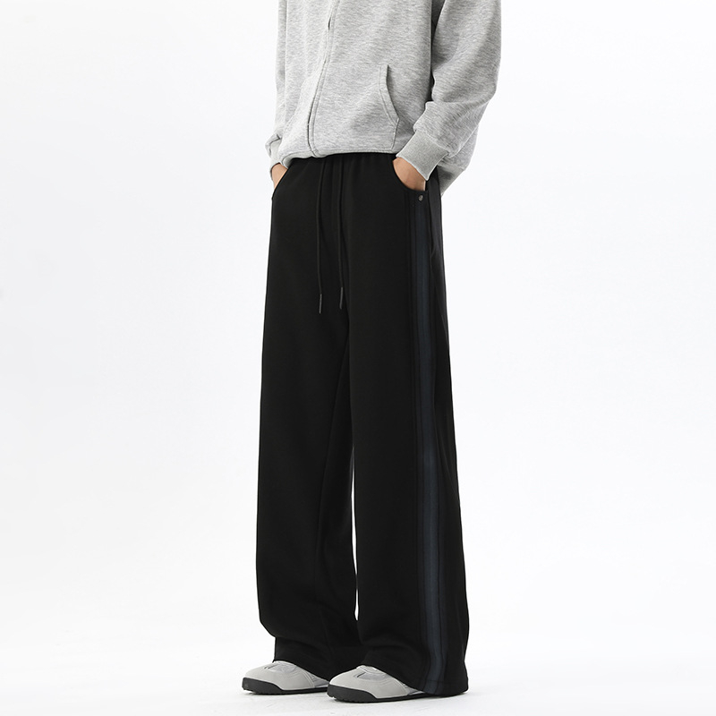 Crne muške sportske hlače s zakrivljenim završetkom i slojem zraka, šnaga u struku, proljeće, Clean-Fit, streetwear stil, patchwork prugaste široke nogavice