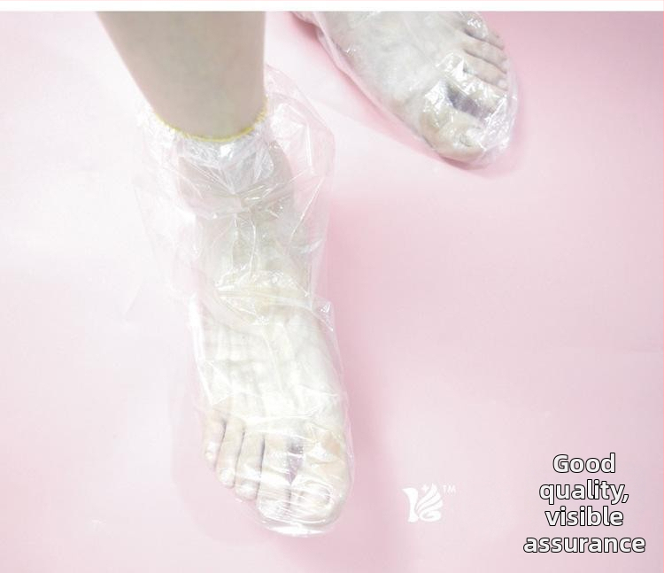 Jednorázová hrubšia vodeodolná plastová ochranná ponožka na nohu, určená na exfoliáciu a namáčanie nô