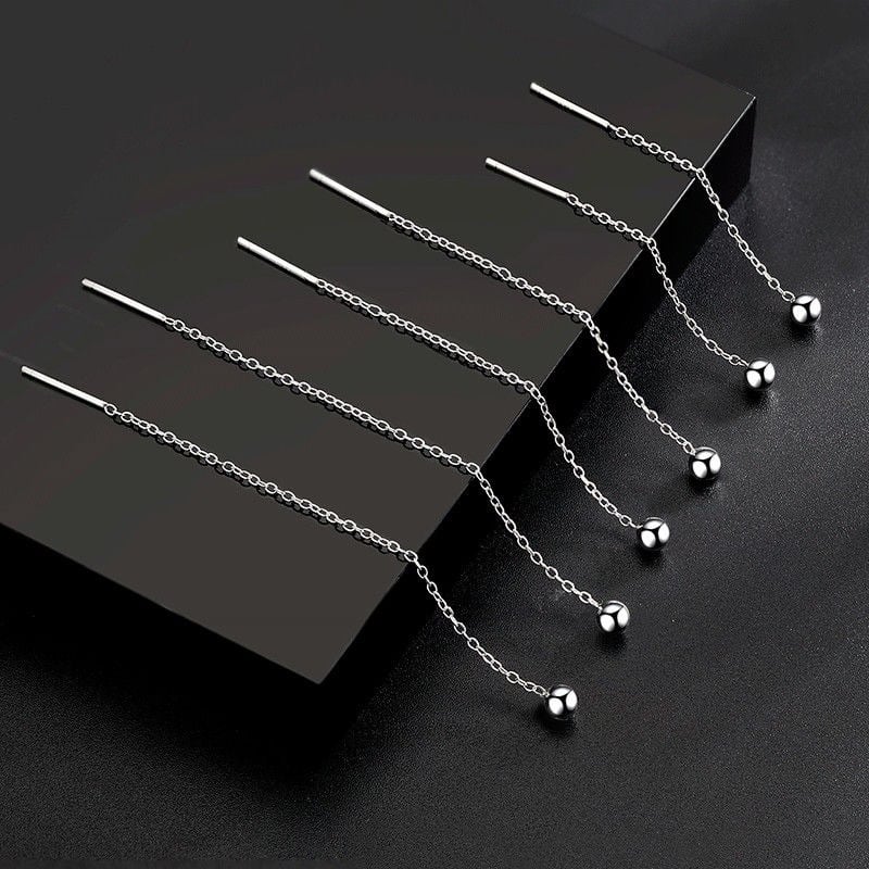 S999 Sterling srebro – naušnice s okruglim perlama i kratkim resicama, elegantan minimalistički dizajn