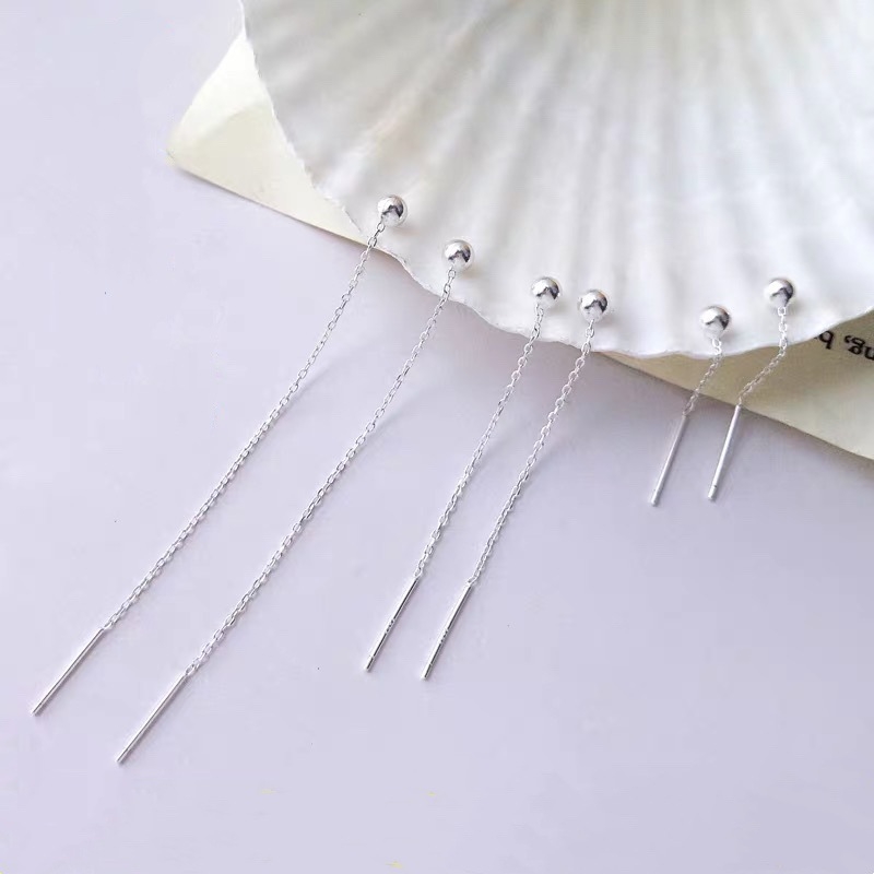 S999 Sterling srebro – naušnice s okruglim perlama i kratkim resicama, elegantan minimalistički dizajn