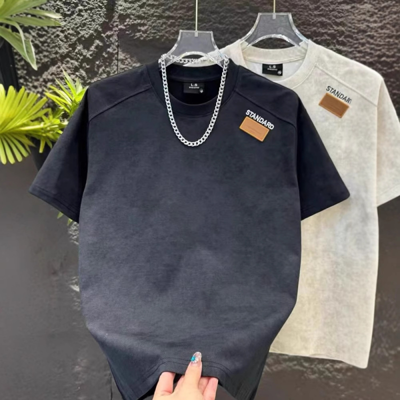 Muški minimalistički ljetni T-shirt s kratkim rukavima, udoban i svestran za mlade, 2025