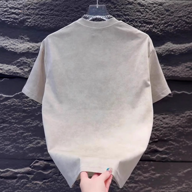 Muški minimalistički ljetni T-shirt s kratkim rukavima, udoban i svestran za mlade, 2025