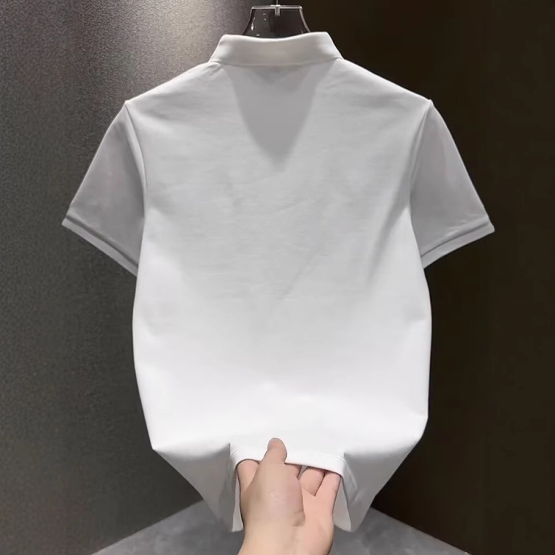 Polo masculin de vară 2025 cu patch brodat la guler, mâneci scurte, simplu și versatil, casual.