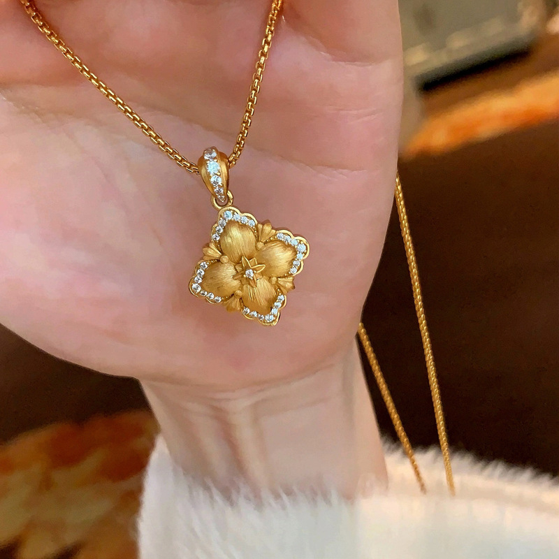 Nova ogrlica s četverolisnom detelinom, dvostrana, zlatni vintage dvorski stil, za putovanja, zabave i prijenose uživo