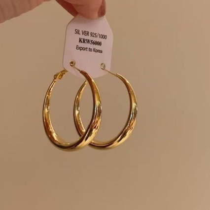 Zlatne kružne naušnice za žene, kolekcija 2025, elegantne minimalističke naušnice u obliku kruga za jesen i zimu