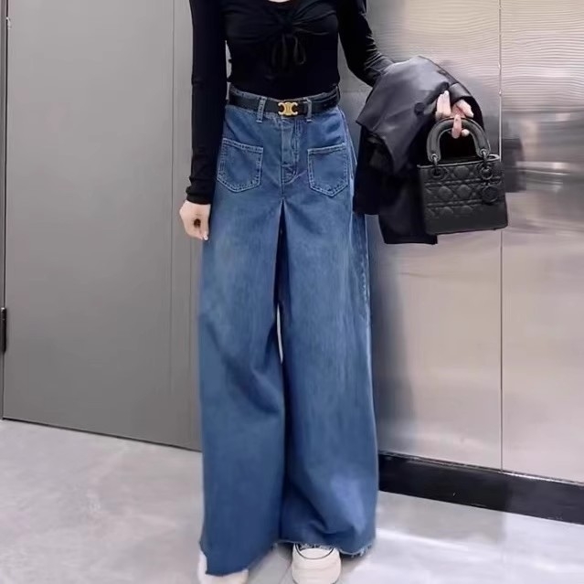 Ženske denim culotte s visokim pasom i izrazito širokim nogavicama, resice i drapiranje, dizajn 2023