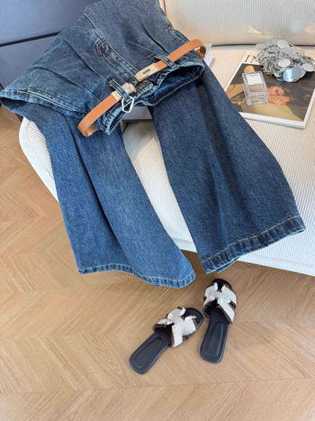 Plave ženske traperice s visokim strukom i širokim nogavicama, proljeće 2026, casual denim