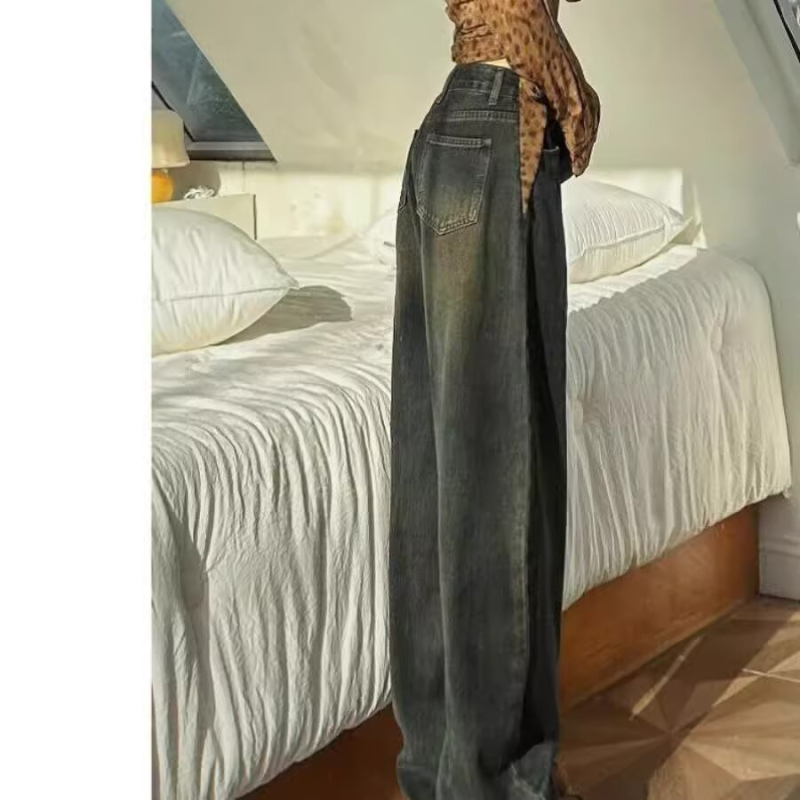 Ženske traperice s visokim strukom, slobodnog ravnog kroja i širokih nogavica, za sitnije figure, denim za proljeće, jesen i zimu 2025.