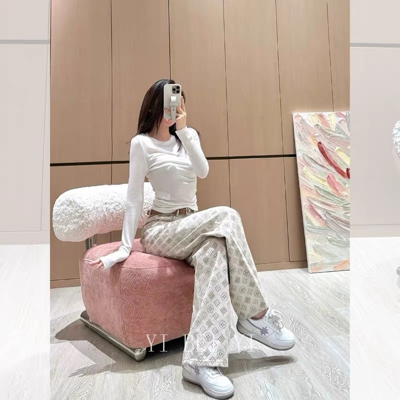 Ženske jakard traperice s all-over printom, ultra mekano denim, visoki pojas, ravno-široki kroj
