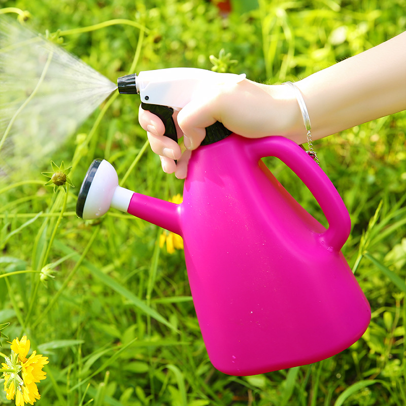 Xuan Yi Grass tlaková kanvička na zalievanie s postrekovačom pre záhradu