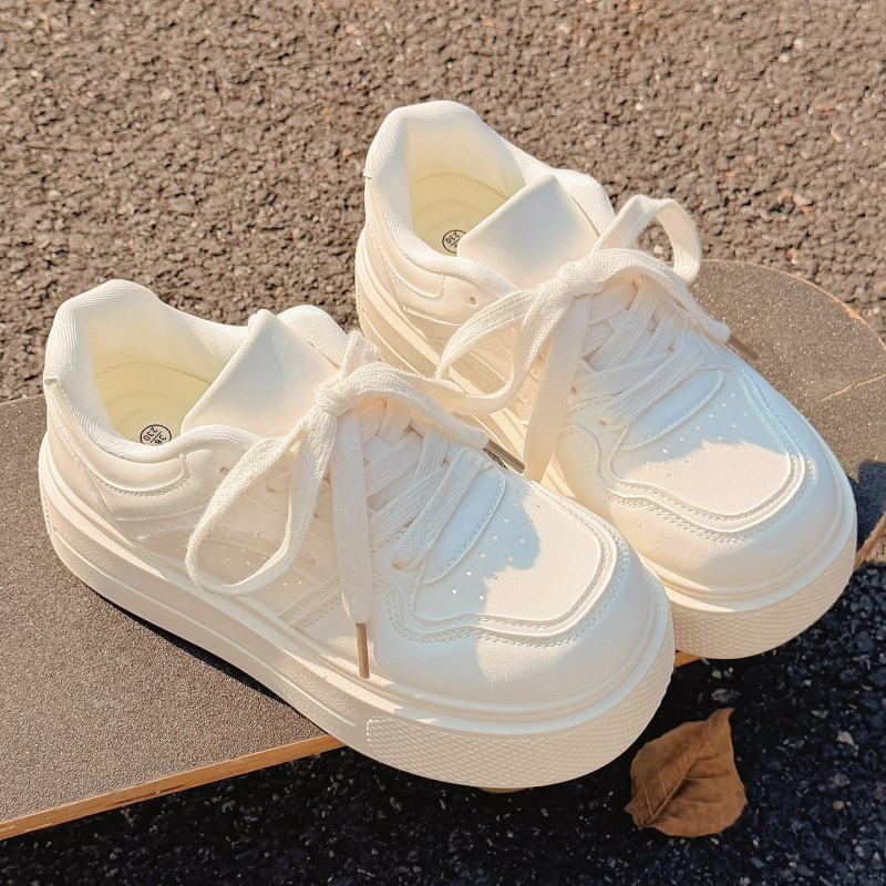 Ženske tenisice s debelim potplatom, 2026 proljeće, bijele, svestrane svakodnevne tenisice