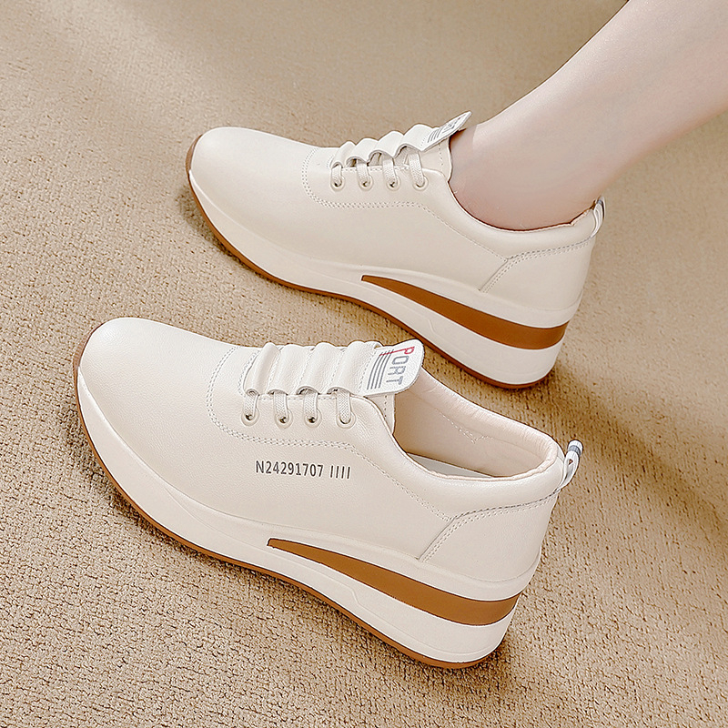 Női slip-on platformos városi cipő, koreai stílusú, sokoldalú, könnyű, csúszásmentes, foltálló bőr