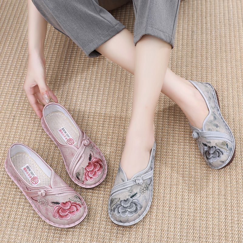 Ženske platnene cipele s izšivkom, lagane i udobne, slip-on model