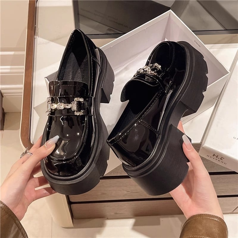 Damske kožne loaferice s platformom od 7 cm, britanski stil, model 2025