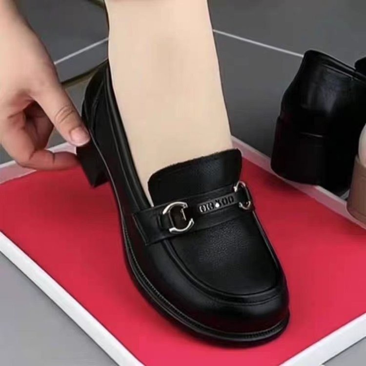 Ženske britskog stila loafer od mekane kože, srednji pet 3–5 cm, PU gornji dio, gumena potplat, Jesen 2025