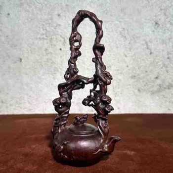 Vyrezávaný čajník z ebónového dreva, dekoratívna drevená socha s držadlom