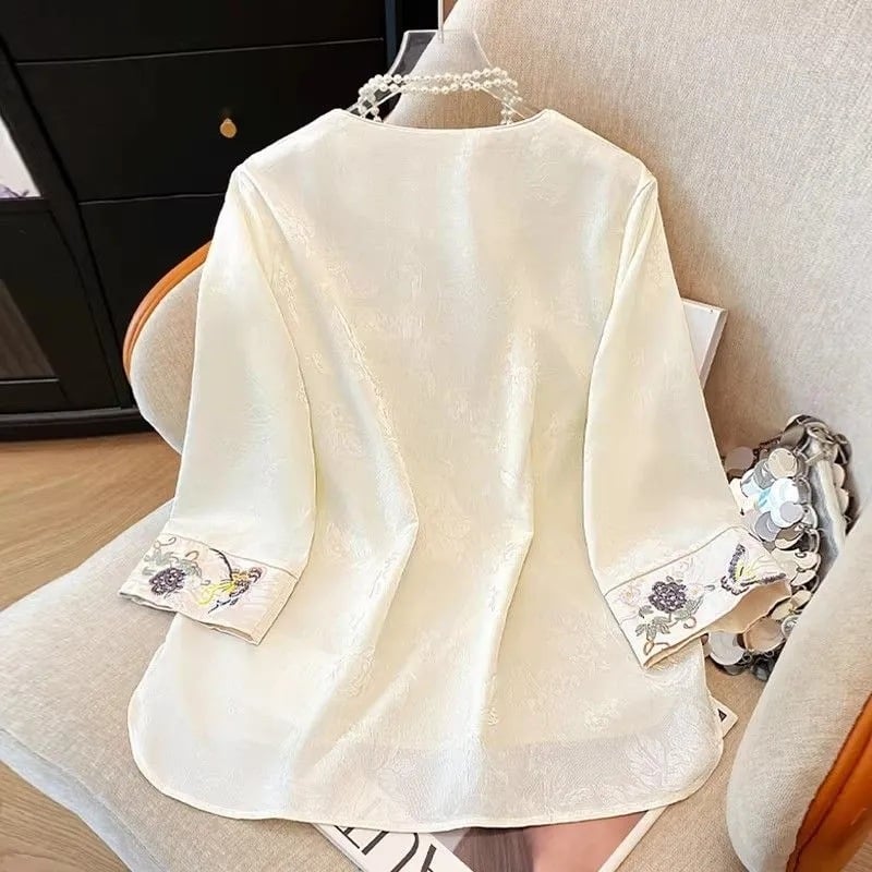 Novi kineski stil unutarnji top s dijagonalnim ovratnikom, 3/4 rukavi, jacquard vezenje, ženska košulja laganog kroja, elegantna