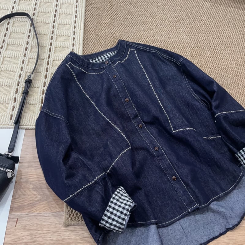 Proljetna ženska denim košulja u japanskom stilu s okruglim izrezom i slobodnim krojem te kariranim patchwork dizajnom — svestran i laskav gornji dio