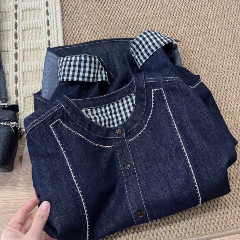 Proljetna ženska denim košulja u japanskom stilu s okruglim izrezom i slobodnim krojem te kariranim patchwork dizajnom — svestran i laskav gornji dio