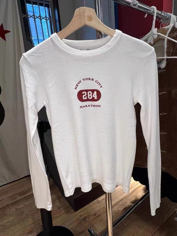 BM stil ženska pamuk majica s dugim rukavima, okrugli izrez, natpis slovima, uski kroj, casual svakodnevna majica