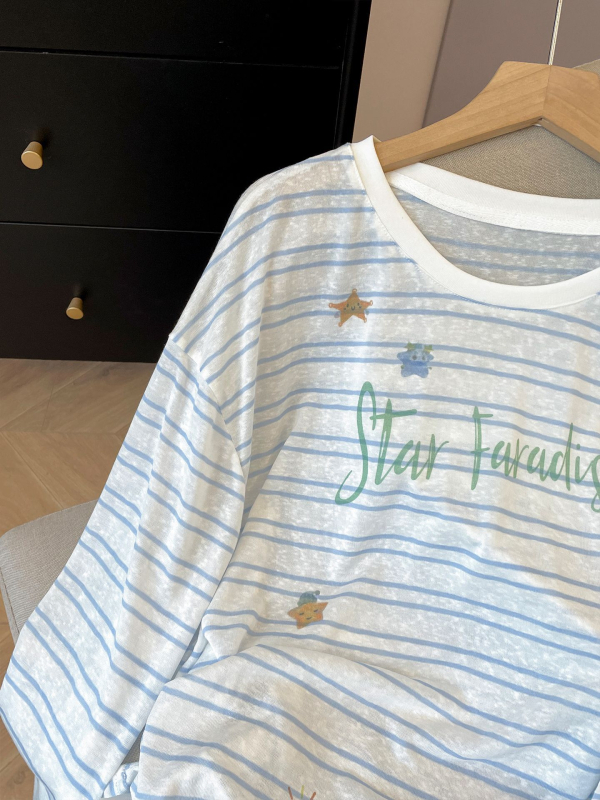 Ženski lagani T-shirt s dugim rukavima, zaštita od sunca, prugasti uzorak, Sorona izrez, plus veličina, za ranu jesen.