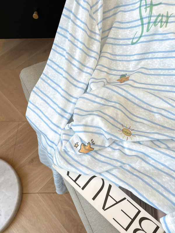 Ženski lagani T-shirt s dugim rukavima, zaštita od sunca, prugasti uzorak, Sorona izrez, plus veličina, za ranu jesen.