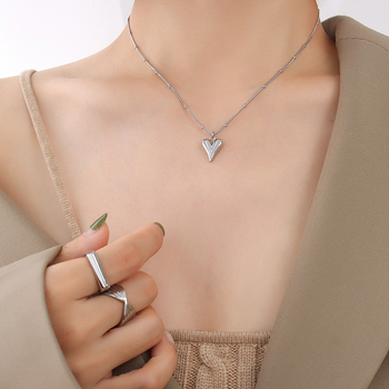 Lanac s privjeskom u obliku srca od titan čelika, 18K pozlata, francuski stil minimalističkog dizajna, prilagodljiva duljina 21–50 cm