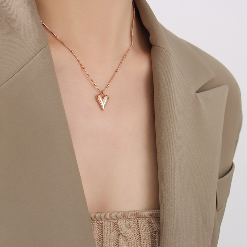 Lanac s privjeskom u obliku srca od titan čelika, 18K pozlata, francuski stil minimalističkog dizajna, prilagodljiva duljina 21–50 cm