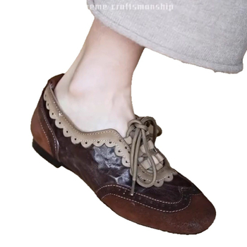 Γυναικείοι δερμάτινοι loafers από γνήσιο δέρμα προβάτου με ανάγλυφο vintage μοτίβο, κορδόνια, βρετανικό στυλ, άνοιξη-φθινόπωρο