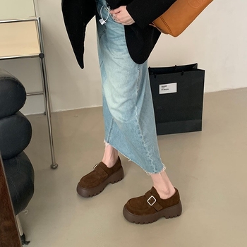 Ženski kožni loafers u britanskom stilu, retro dizajn, Velcro kopča, Mori stil, platforma za povećanje visine, debeli potplat, model 2026 proljeće-jesen