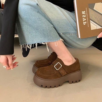 Ženski kožni loafers u britanskom stilu, retro dizajn, Velcro kopča, Mori stil, platforma za povećanje visine, debeli potplat, model 2026 proljeće-jesen