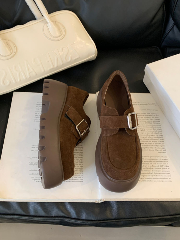 Ženski kožni loafers u britanskom stilu, retro dizajn, Velcro kopča, Mori stil, platforma za povećanje visine, debeli potplat, model 2026 proljeće-jesen