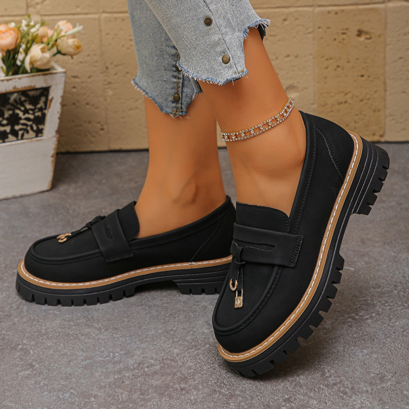 Női platformos loaferek nagy méretekhez, all-season brit stílusú slip-on, PU felsőrész, gumírozott talp
