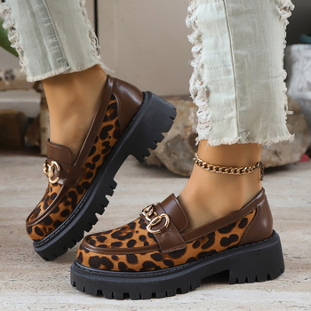 Női leopard mintájú loafer, kerek orr, fém csat, vastag talp, retro stílus, nagy méretek, 2026 tavasz–ősz