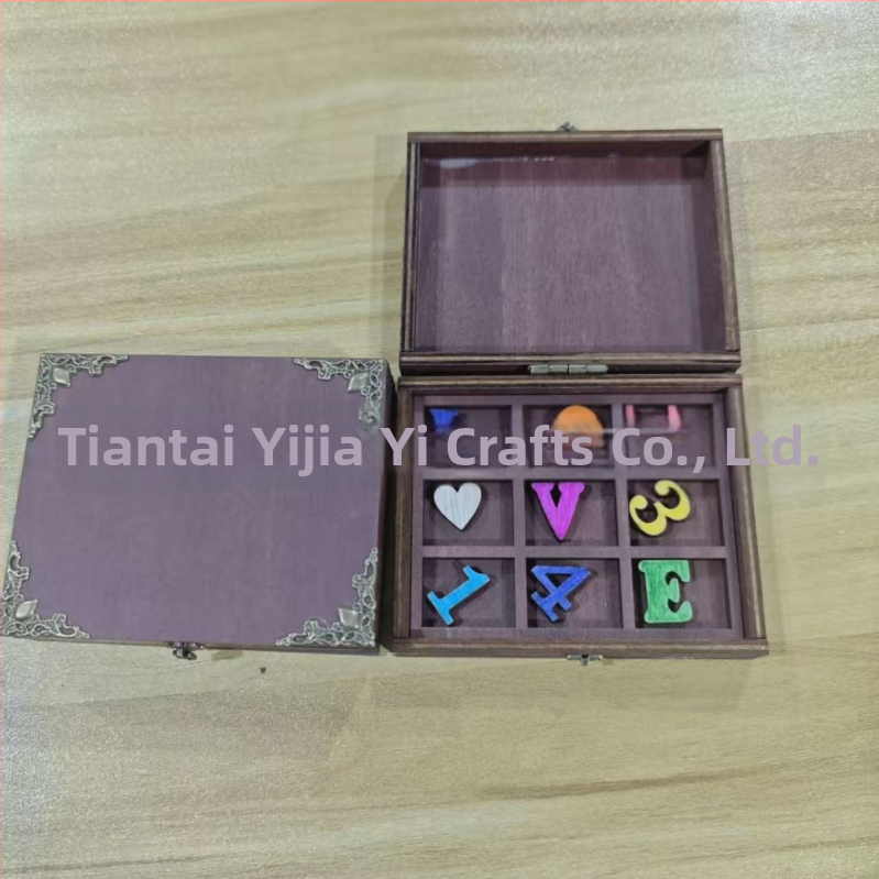 Retro drevená darčeková kazeta s miniatúrnou scénou pre domáce dekorácie, malý ručne vyrobený drevený ozdobný predmet