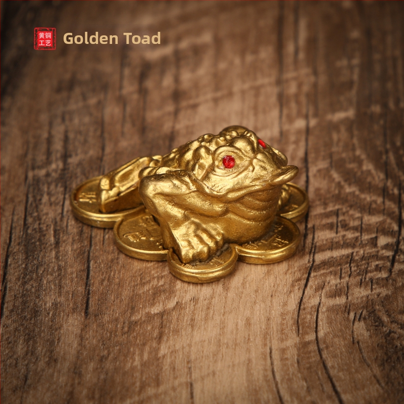 Malý mosadzný zlatý žabí ornament, trojnohá žaba, umelecký kovový artefakt