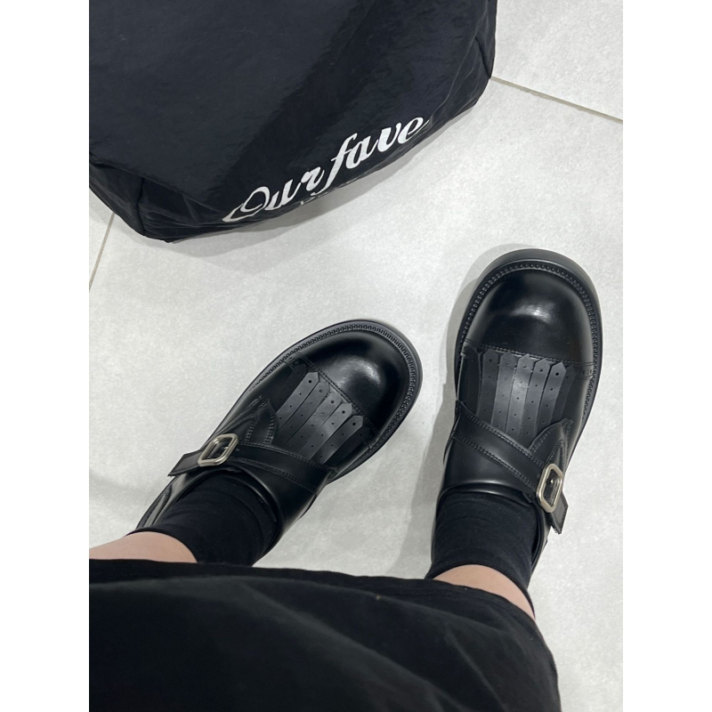 Női bőr loaferek, kerek orrú, slip-on, bőr felsőrész, gumírozott talp, középmagas sarok