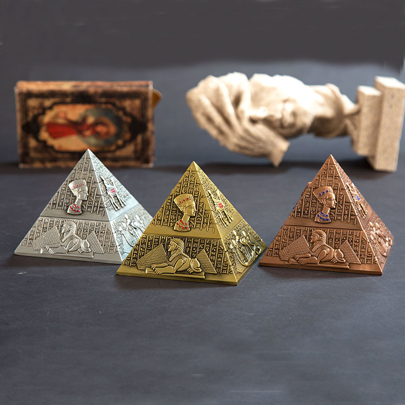 Popolník s kovovou pyramídou v európskom štýle – Egyptský faraon, dekoratívny domáci doplnok, praktický